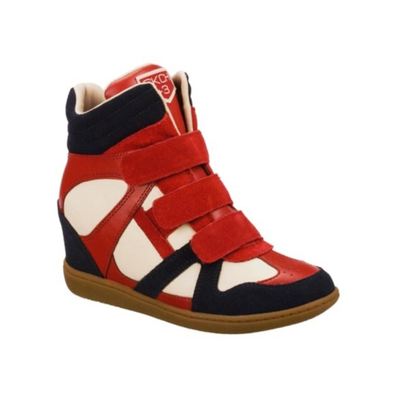 wedge sneakers skechers